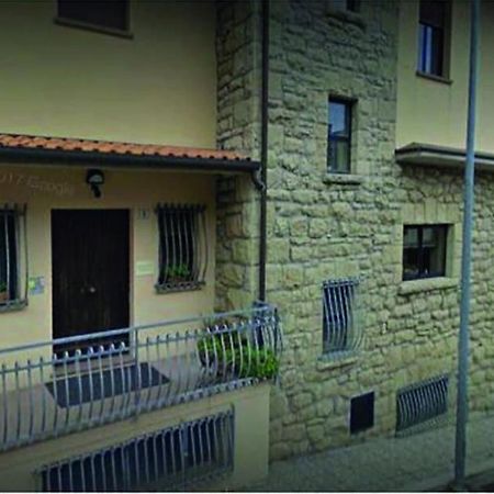 Stabat Mater Casa Di Preghiera Acomodação com café da manhã Valdragone Exterior foto